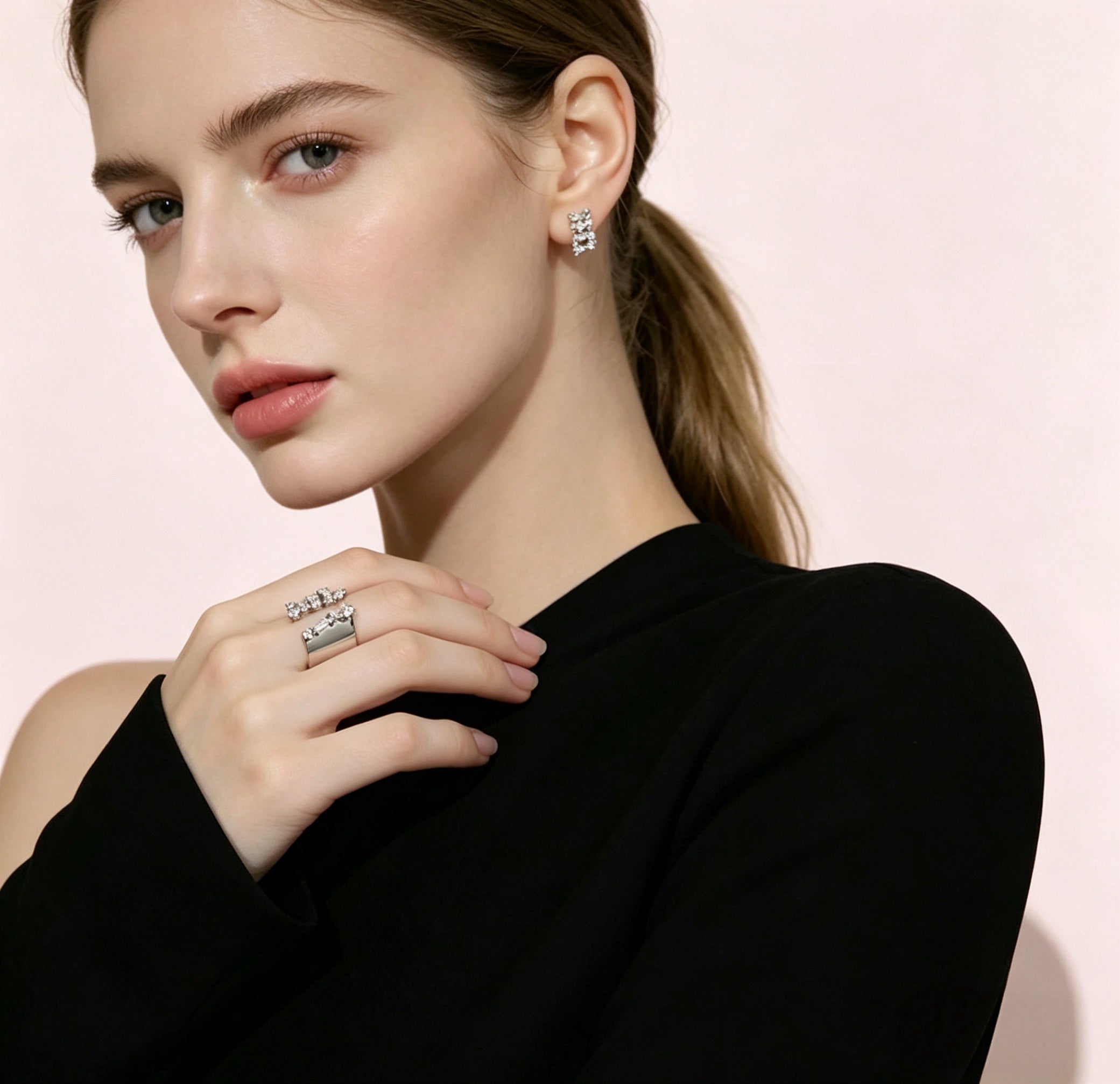 Mirror-Finish Wide Band Ring